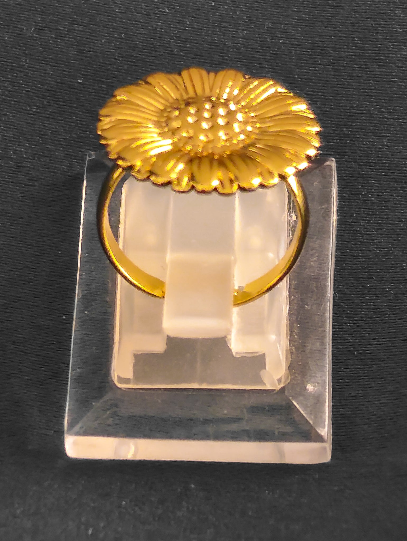 Ring