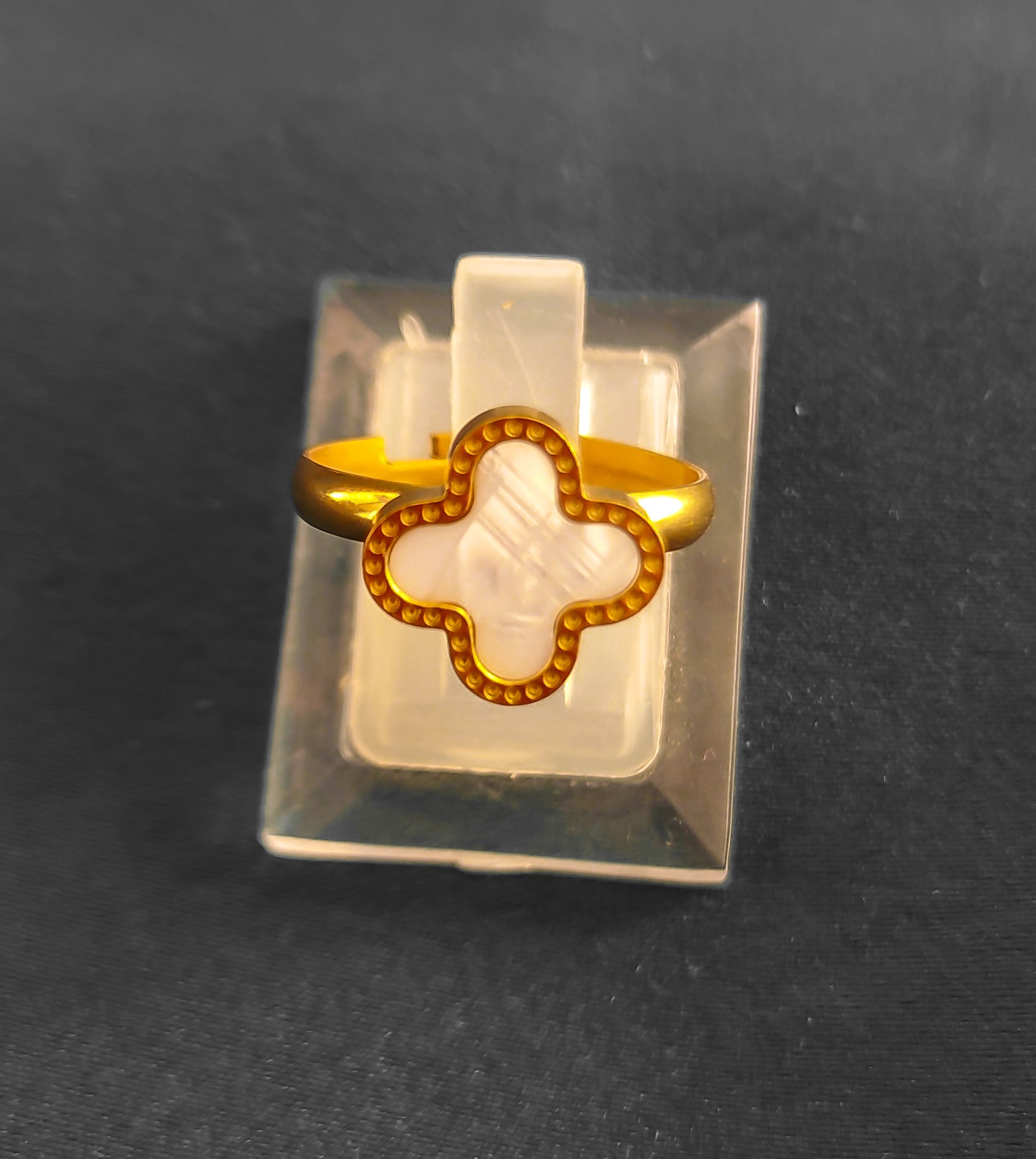 Ring