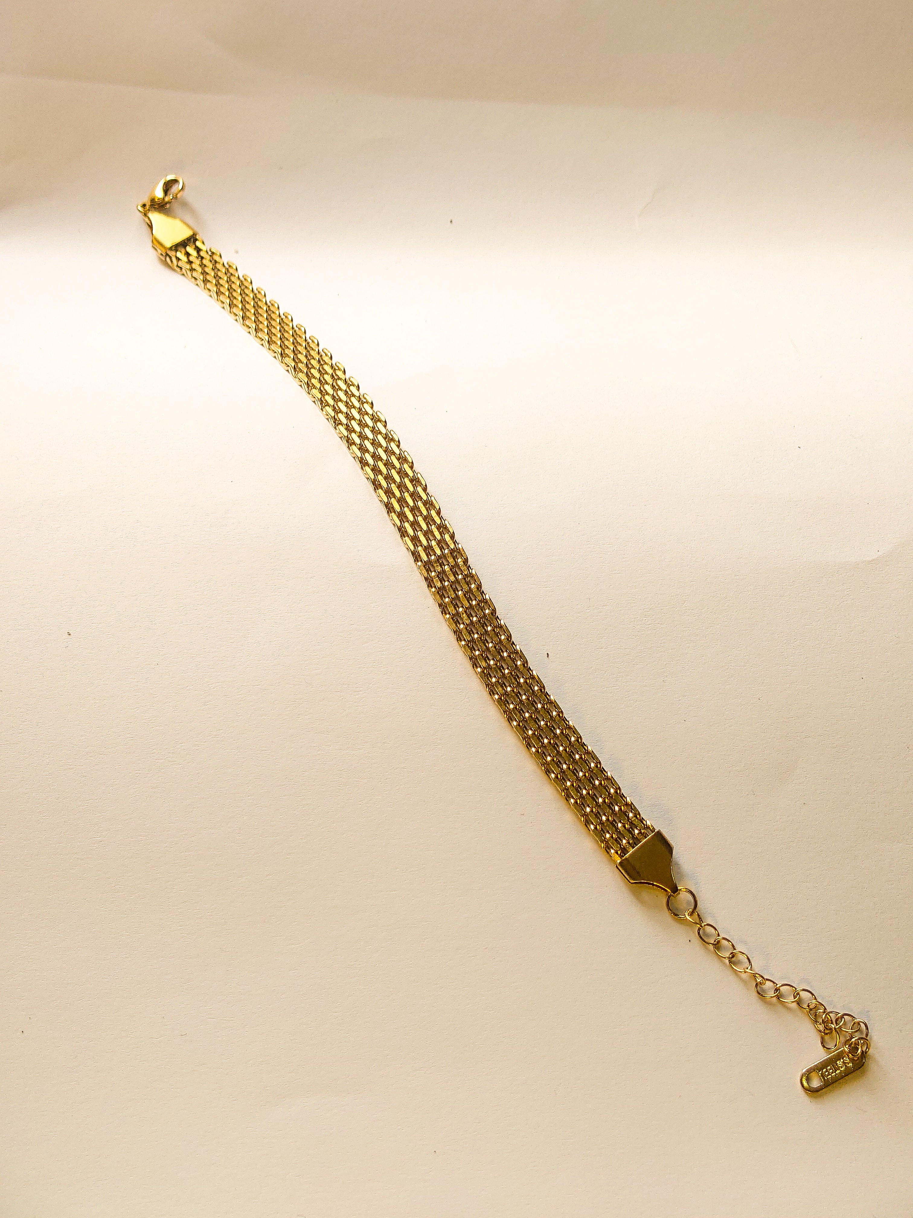 Bracelet